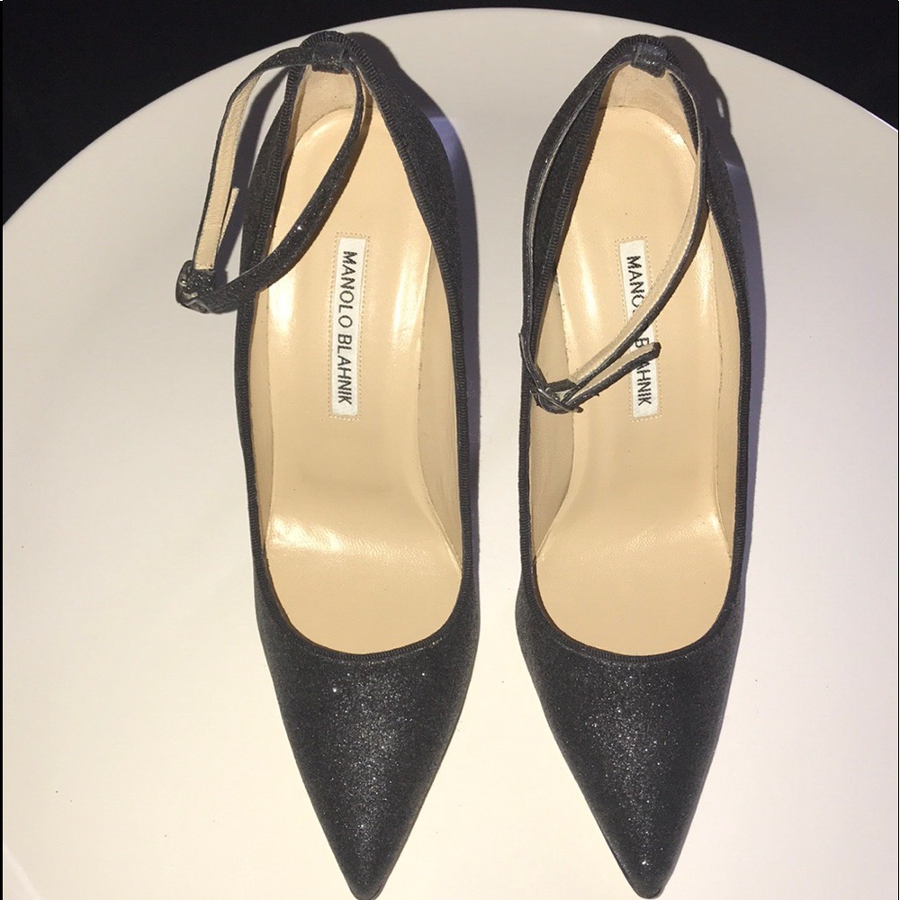 Black Manolo Blahnik